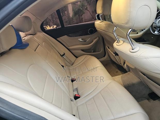 Mercedes-Benz C300 Luxury 4Matic Sedan AWD (2.0L 4cyl 7A) 2016 Black