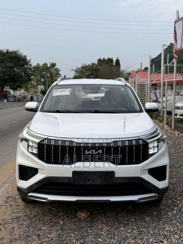 Kia Sportage EX 2021 White