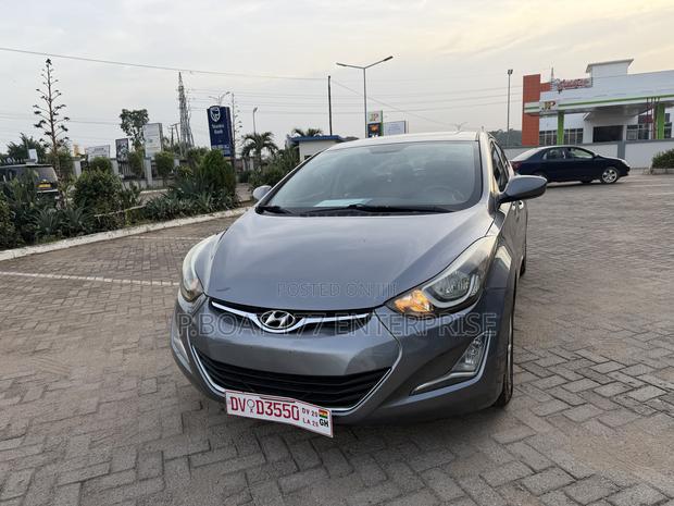 Hyundai Elantra 2016 Gray