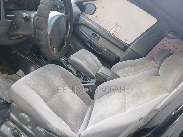 Nissan Pathfinder Automatic 2000 Black
