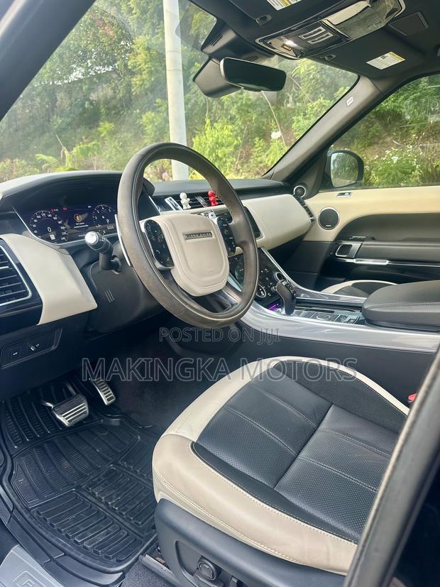 Land Rover Range Rover Sport 2021 Black