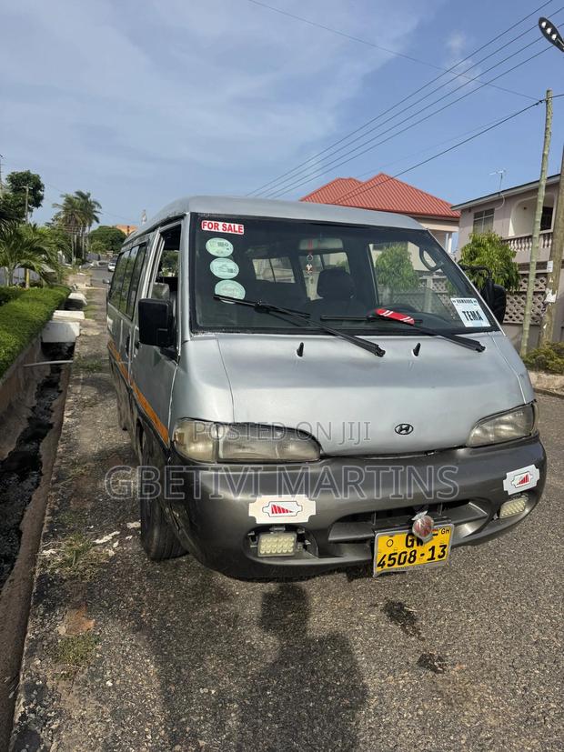 Hyundai H300 2009 Silver