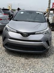 Toyota C-HR XLE FWD Sport Utility (2.0L 4cyl 2AM) 2018 Gray for sale