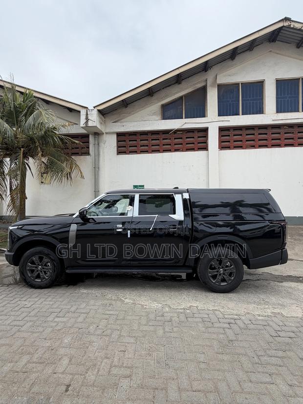 New Nissan Z9 2.3T Diesel 4WD 2025 Black