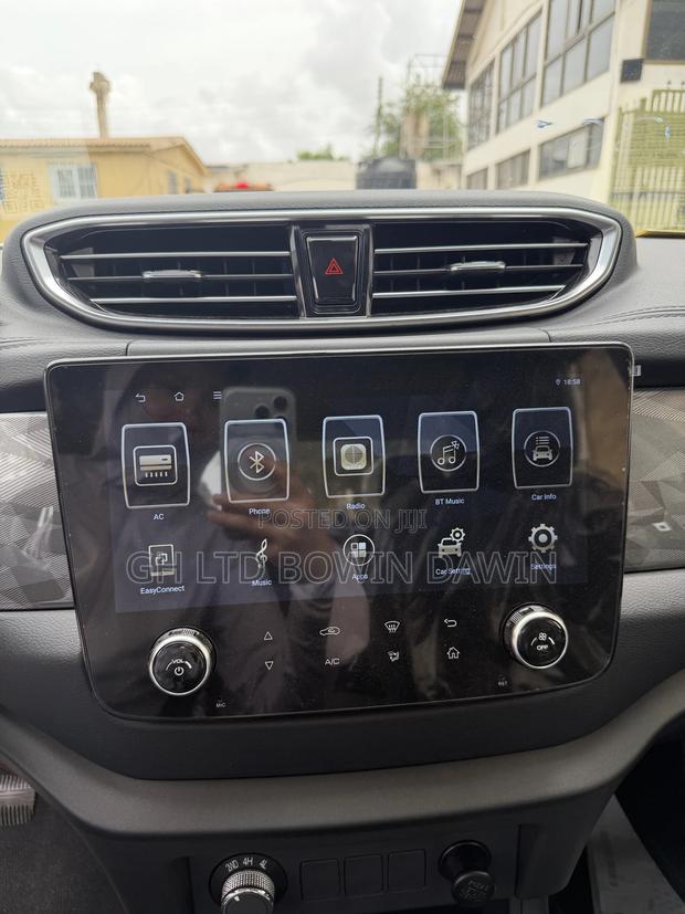 New Nissan Pick-Up 2025 Gray