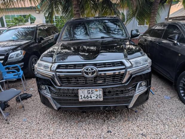 Toyota Land Cruiser 2018 Black