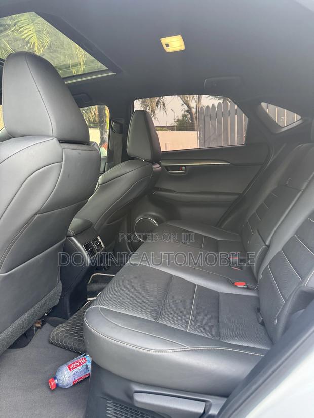 Lexus NX 300h FWD 2021 White