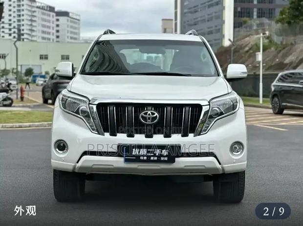 Toyota Land Cruiser Prado 2017 White