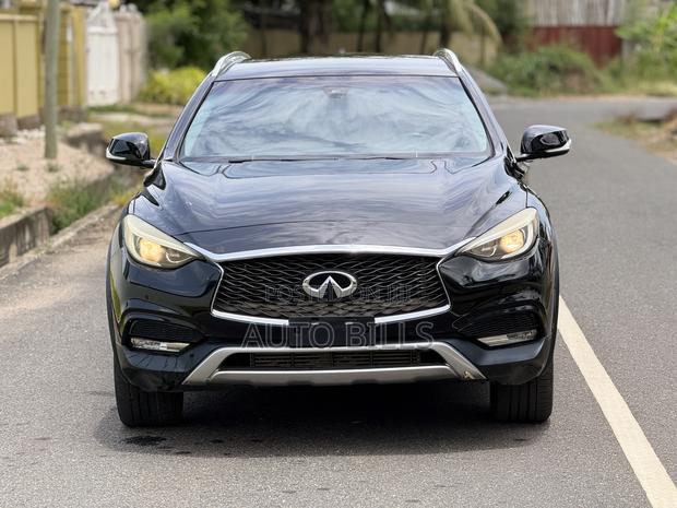 Infiniti QX30 2018 Black