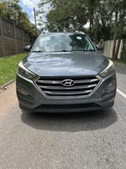 Hyundai Tucson SE AWD 2018 Gray for sale