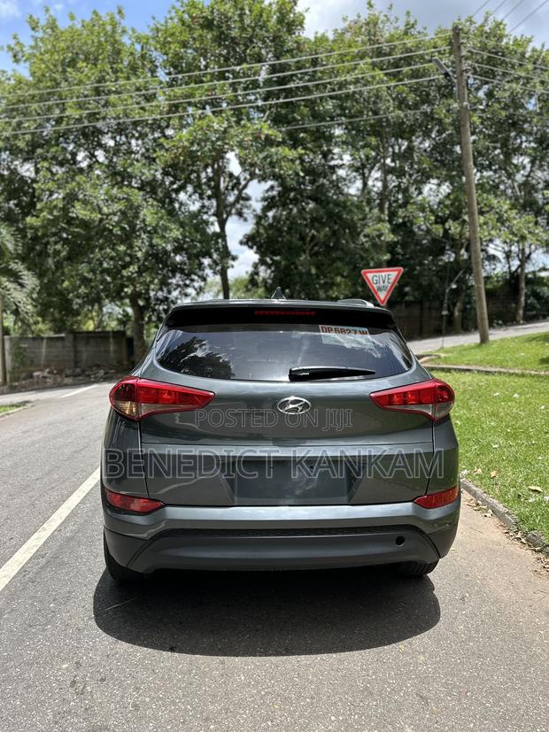 Hyundai Tucson SE AWD 2018 Gray