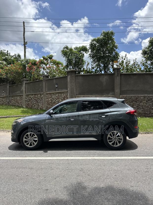 Hyundai Tucson SE AWD 2018 Gray
