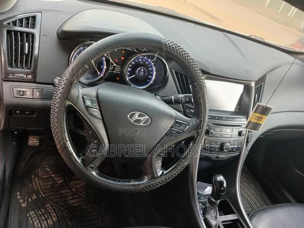 Hyundai Santa Fe 2014 White