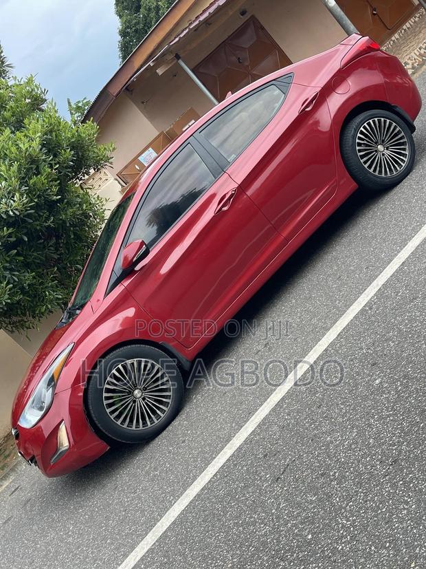 Hyundai Elantra GLS Sedan FWD (1.8L 4cyl 6M) 2013 Red