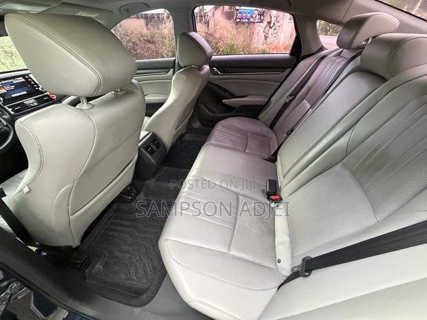 Honda Accord 2018 Blue