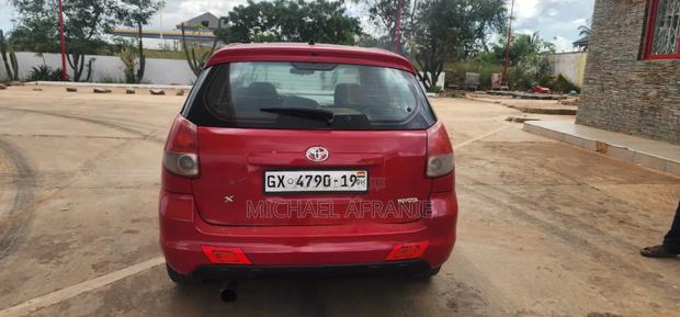 Toyota Matrix Hatchback FWD (1.8L 4cyl 5M) 2005 Red