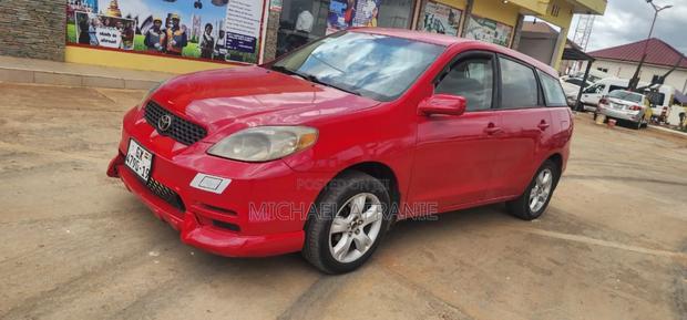 Toyota Matrix Hatchback FWD (1.8L 4cyl 5M) 2005 Red