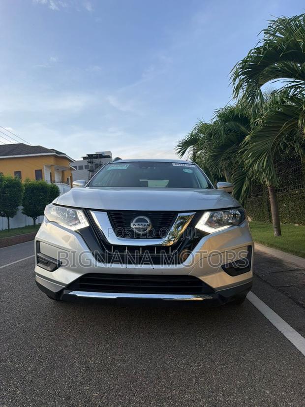 Nissan Rogue SV AWD 2020 Silver