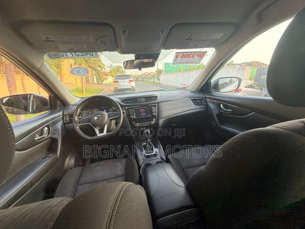 Nissan Rogue SV AWD 2020 Silver
