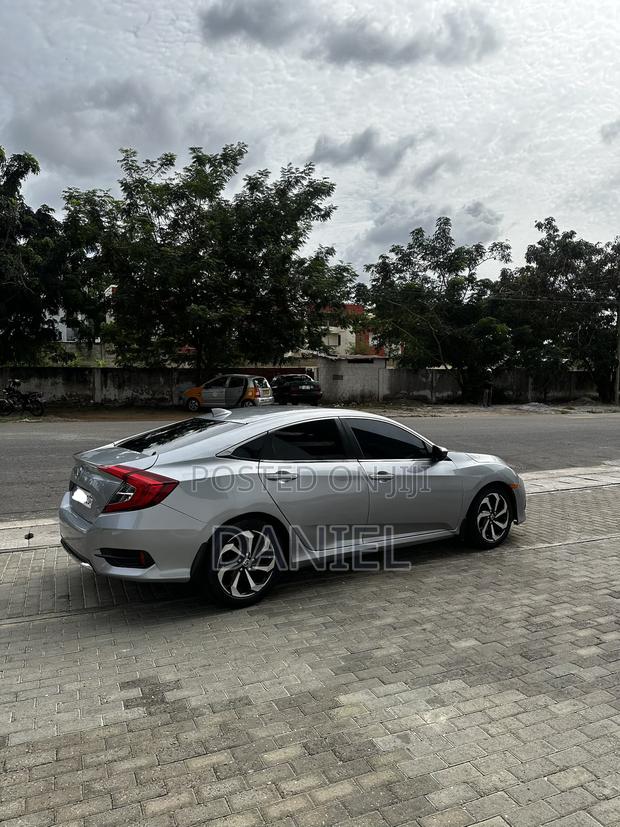 Honda Civic EX-L 4dr Sedan (1.5L 4cyl) 2017 Silver