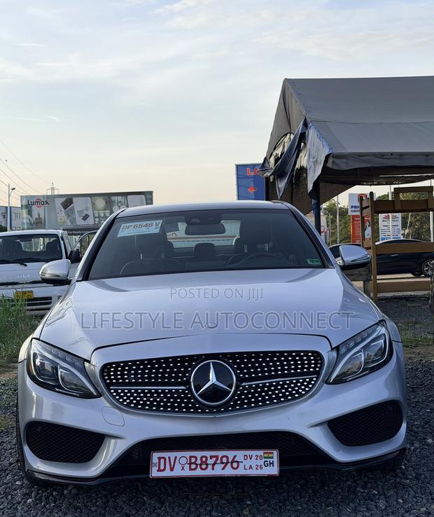 Mercedes-Benz C300 2016 Silver