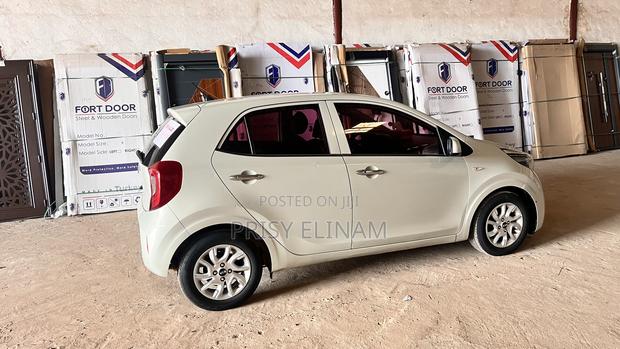 Kia Morning 2018 Beige