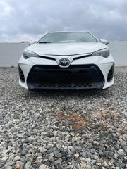 Toyota Corolla SE (1.8L 4cyl 2A) 2018 White for sale