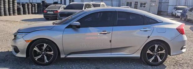 Honda Civic EX 4dr Sedan (2.0L 4cyl) 2017 Silver