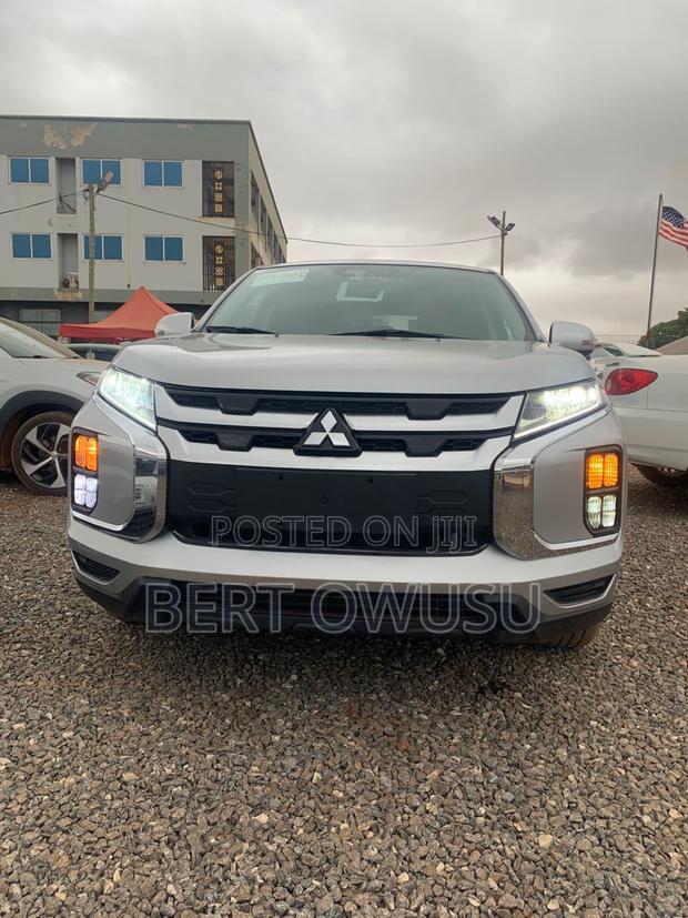 Mitsubishi Outlander Sport 2022 Silver