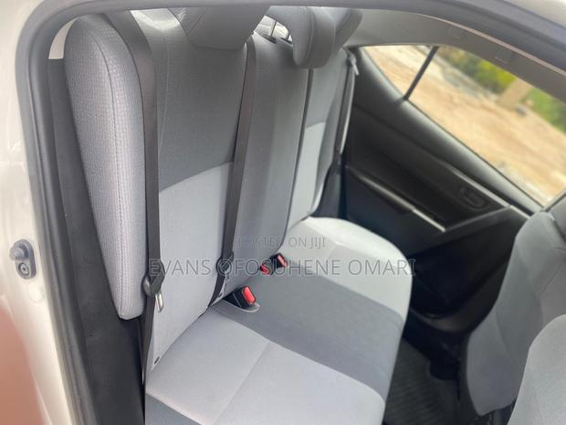 Toyota Corolla 2017 White
