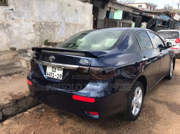 Toyota Corolla S Special Edition 4dr Sedan (1.8L 4cyl 4A) 2013 Blue