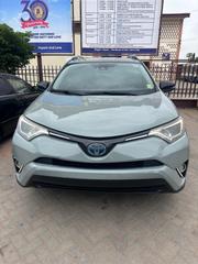 Toyota RAV4 LE 4dr SUV AWD (2.5L 4cyl 6A) 2018 Gray for sale