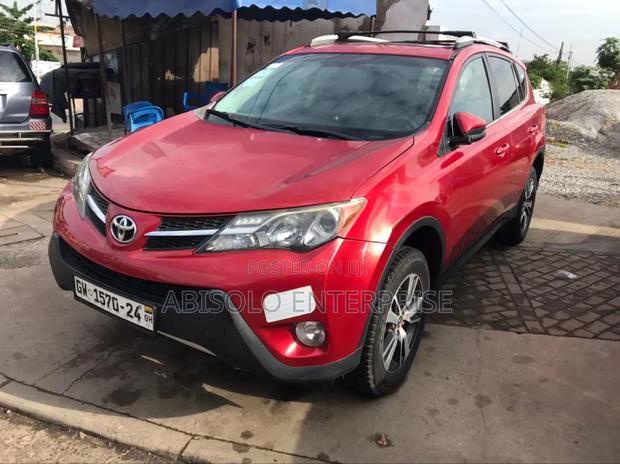 Toyota RAV4 XLE 4dr SUV (2.5L 4cyl 6A) 2015 Red