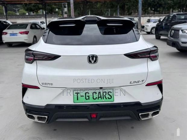Changan UNI-T 1.5 FWD 2023 White