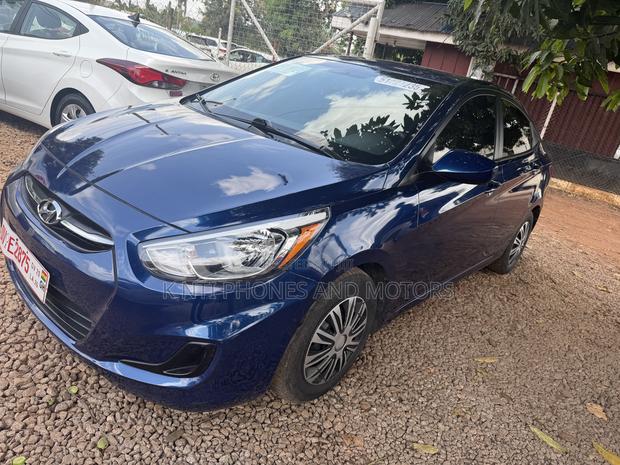 Hyundai Accent SE Sedan 2016 Blue