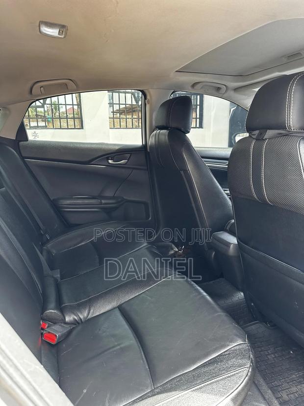 Honda Civic EX-L 4dr Sedan (1.5L 4cyl) 2017 Silver