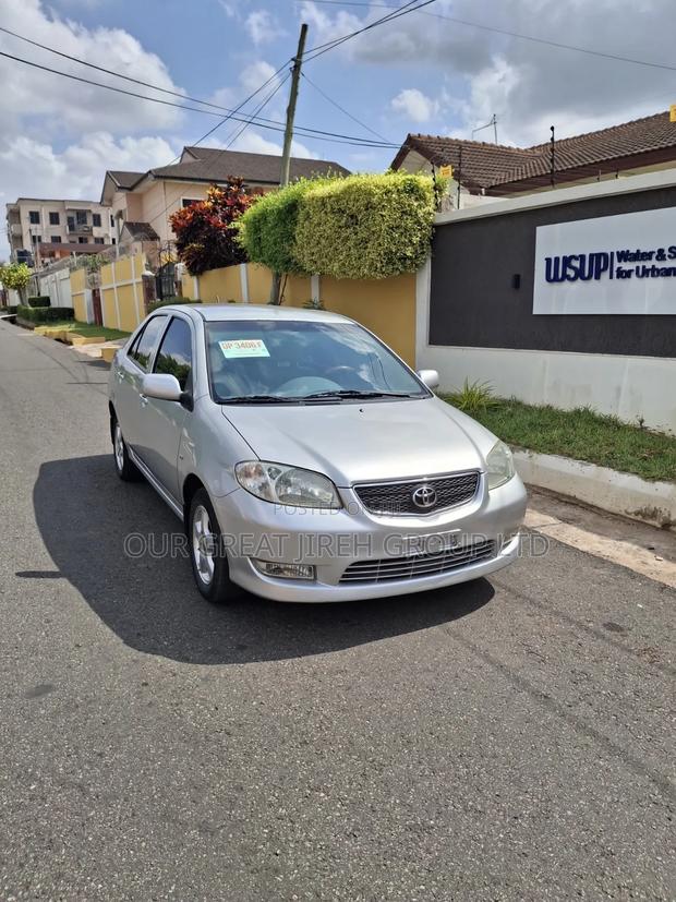 Toyota Vios 2010 Silver