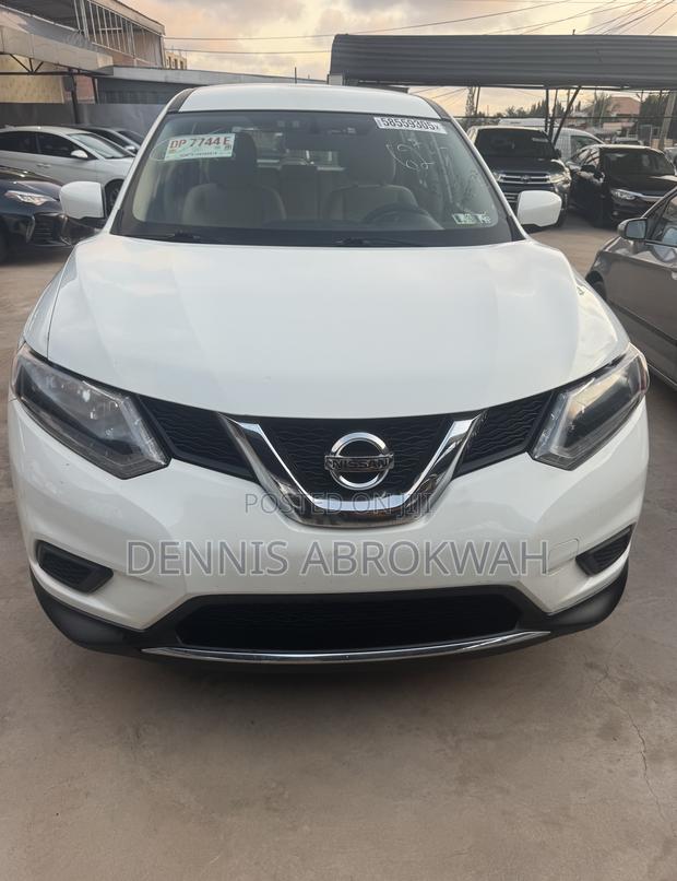 Nissan Rogue SV AWD 2016 White