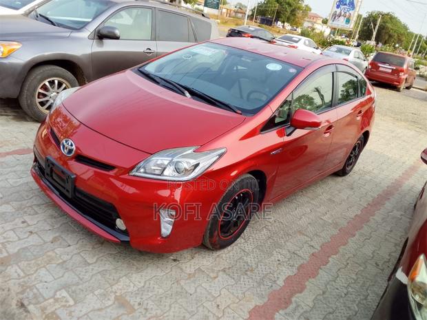 Toyota Prius Five 4dr Hatchback (1.8L 4cyl gas/electric hybrid CVT) Red