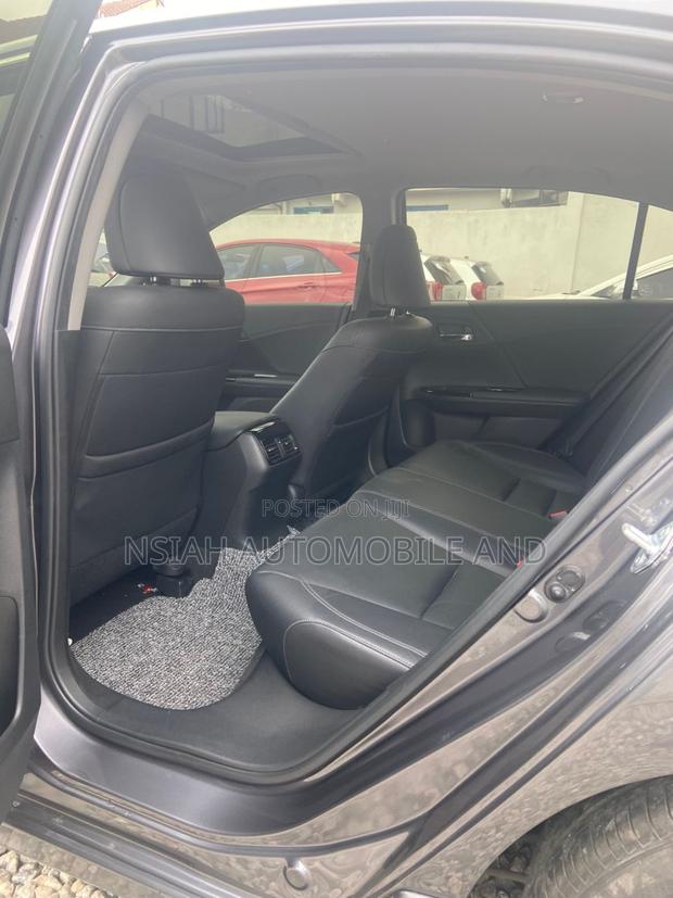 Honda Accord 2017 Gray