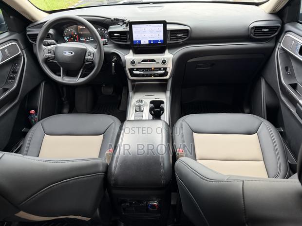 Ford Explorer Base 2021 Blue