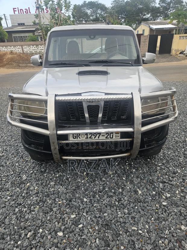 Mahindra Scorpio 2011 Silver
