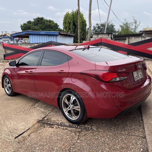 Hyundai Elantra SE Sedan FWD (1.8L 4cyl 6M) 2016 Burgundy