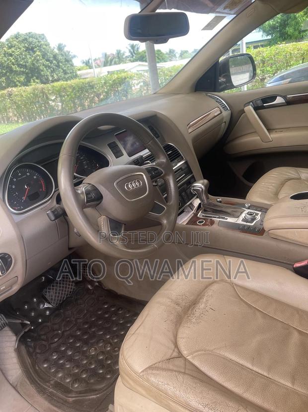 Audi Q7 3.0T Premium AWD quattro 2013