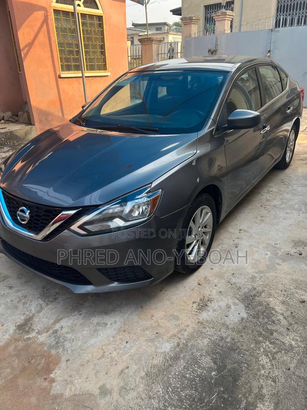 Nissan Sentra SR 2016 Gray
