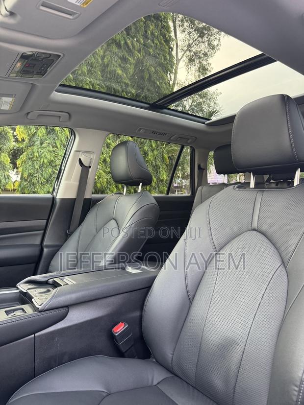 New Toyota Grand Highlander Hybrid MAX Limited AWD 2024 Black