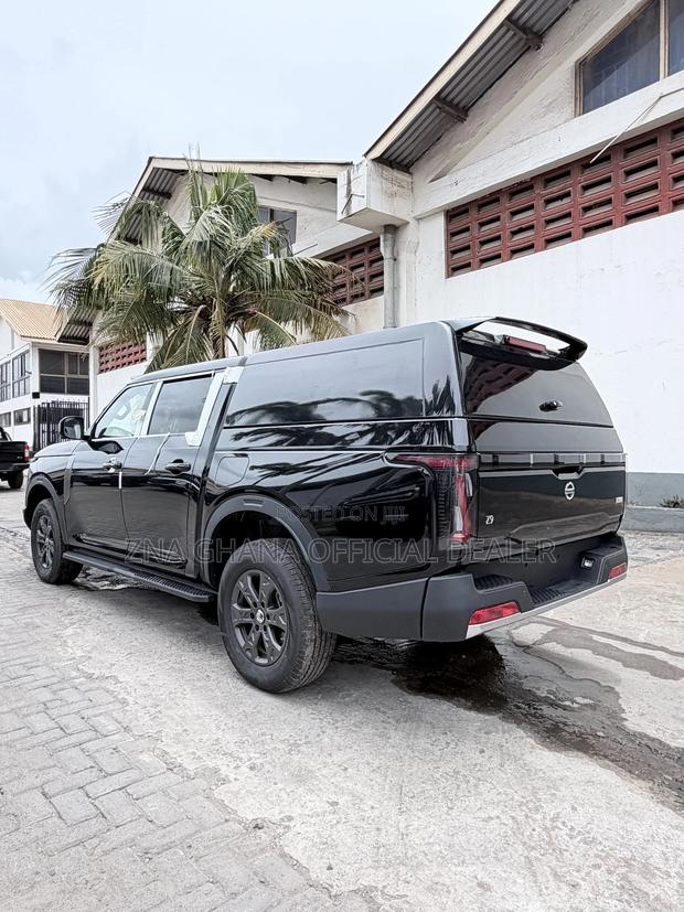 New Nissan Z9 2.3T Diesel 4WD 2025 Black