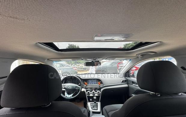 Hyundai Elantra Limited 2019 Red