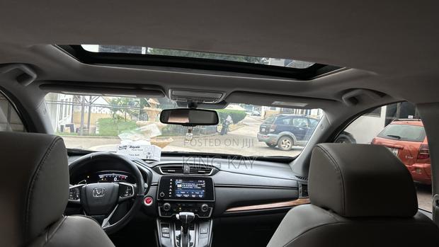 Honda CR-V Touring AWD 2018 Gray