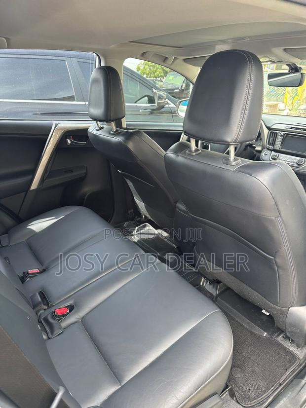 Toyota RAV4 2015 White